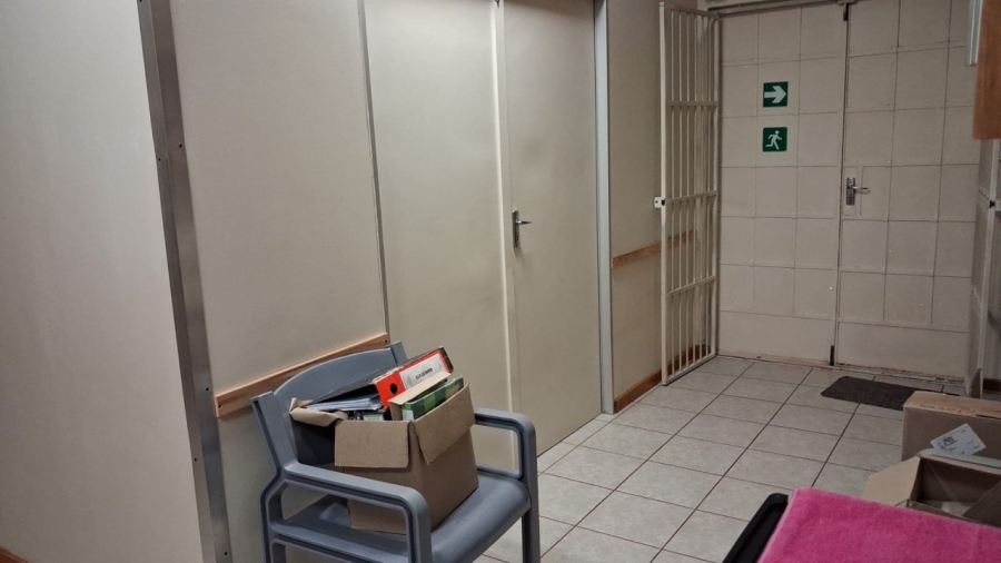4 Bedroom Property for Sale in Postmasburg Northern Cape